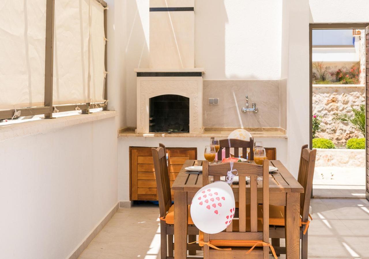Villa 2 Sleeps 4 Isolated Honeymoon-Villa Sardunya Каш Екстер'єр фото