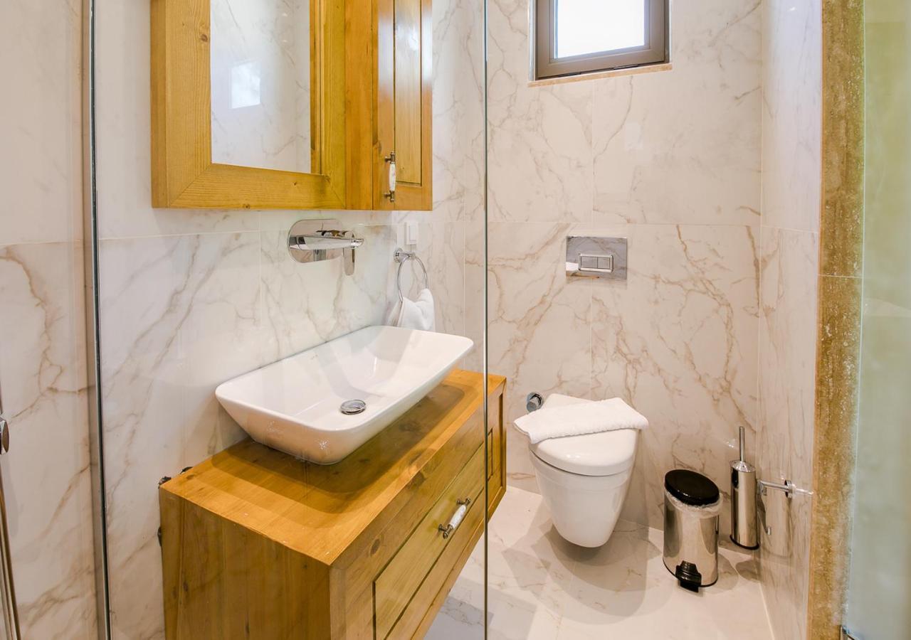 Villa 2 Sleeps 4 Isolated Honeymoon-Villa Sardunya Каш Екстер'єр фото